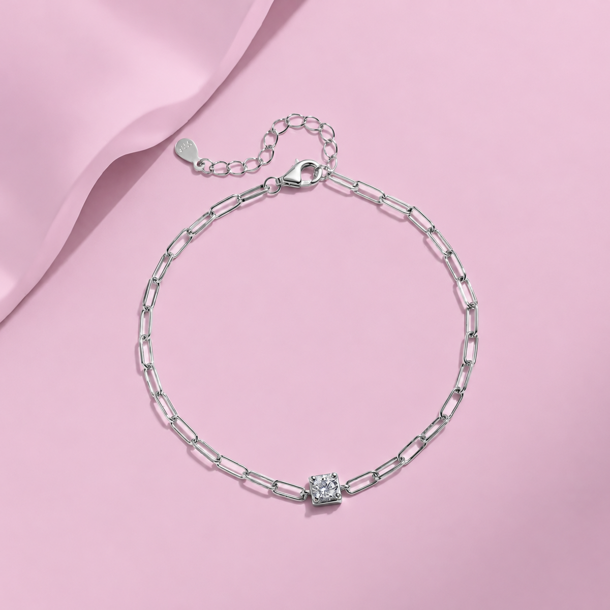 Paperclip Moissanite Bracelet